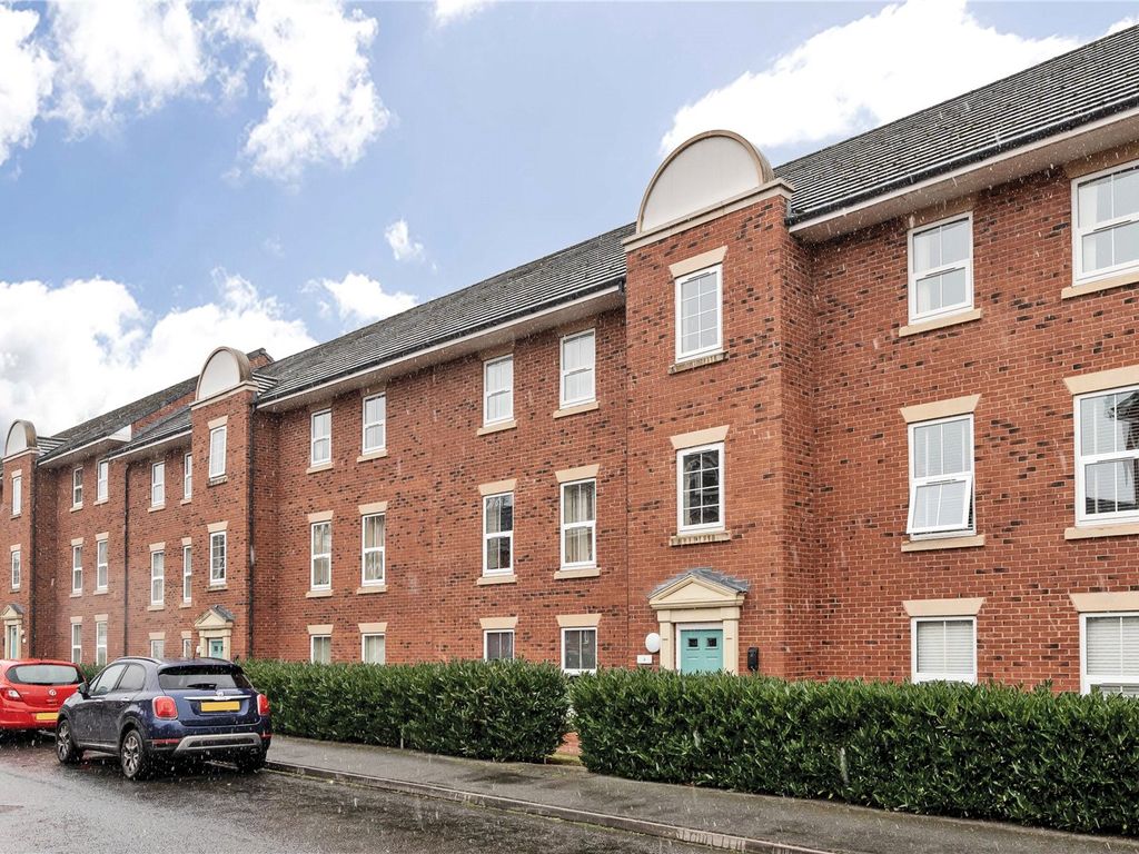 2 bed flat for sale in Lambert Crescent, Kingsley Village, Nantwich, Cheshire CW5, £120,000