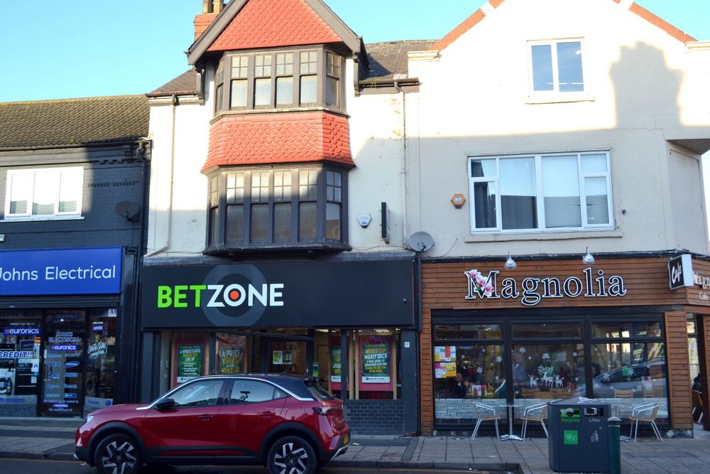 Retail premises for sale in High Street, Scunthorpe DN15, £225,000