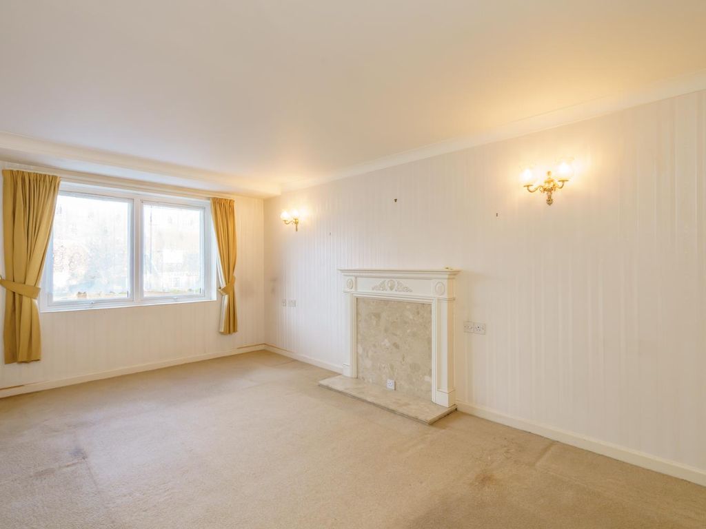 1 bed flat for sale in Claremont Court, Campbell Road, Bognor Regis, West Sussex PO21, £70,000