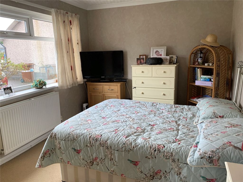 2 bed bungalow for sale in Llanfrothen, Penrhyndeudraeth, Gwynedd LL48, £220,000