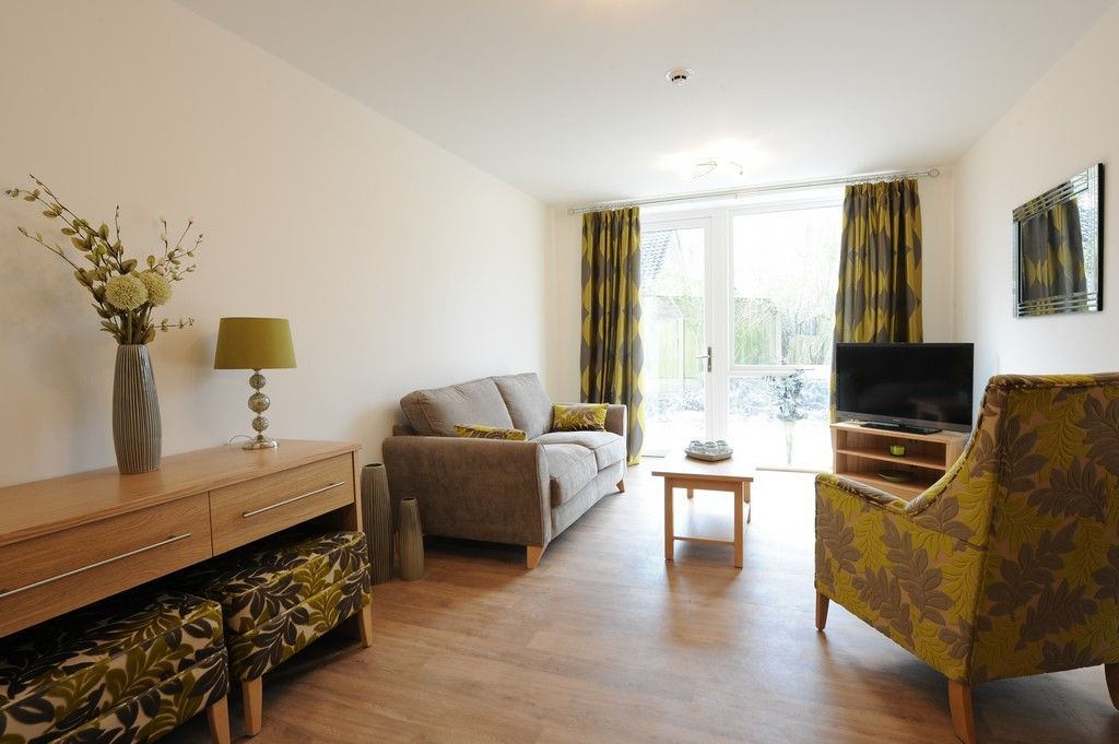 2 bed flat for sale in Finney Lane, Heald Green, Cheadle SK8, £245,000