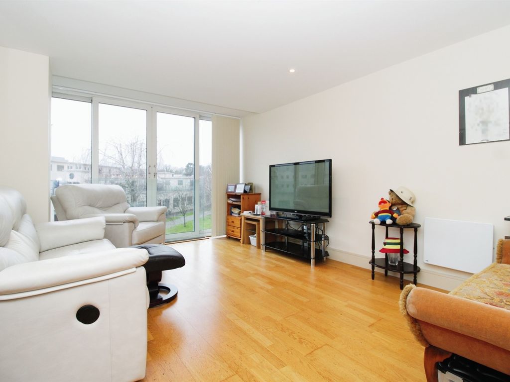 1 bed flat for sale in Hayes Road, Sully, Penarth CF64, £130,000