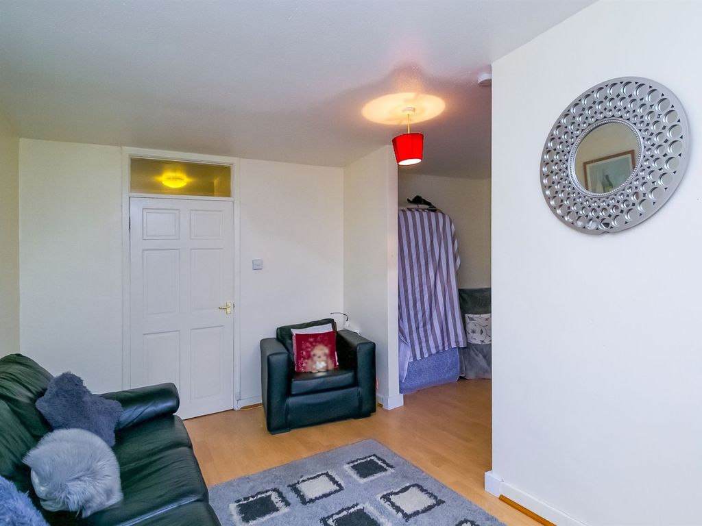 1 bed flat for sale in Park Road, Barry CF62, £85,000