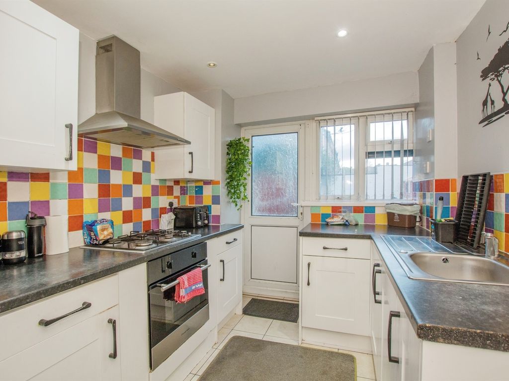 3 bed property for sale in Burnham Avenue, Llanrumney, Cardiff CF3, £200,000