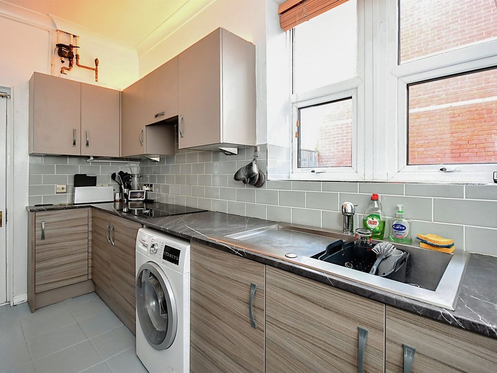 2 bed flat for sale in Gerald Road, Winton, Bournemouth BH3, £290,000