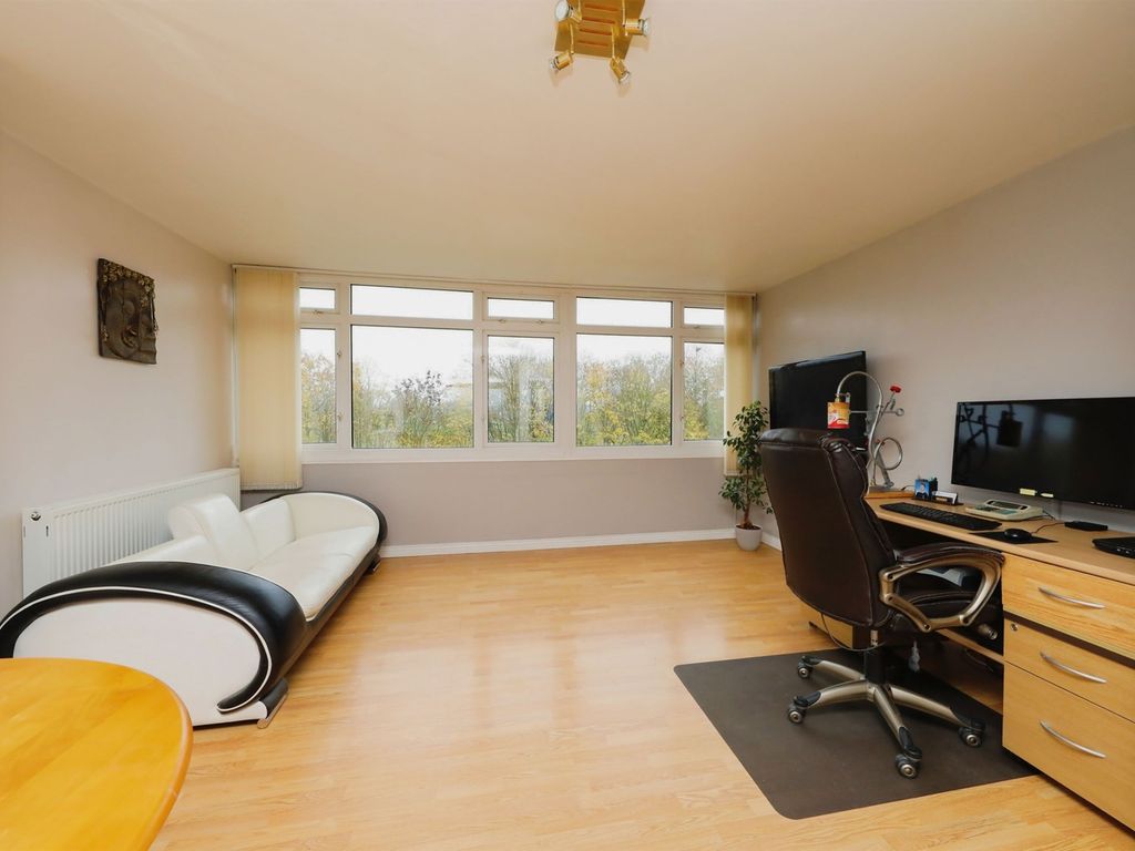 3 bed maisonette for sale in Percival Close, Norwich NR4, £165,000