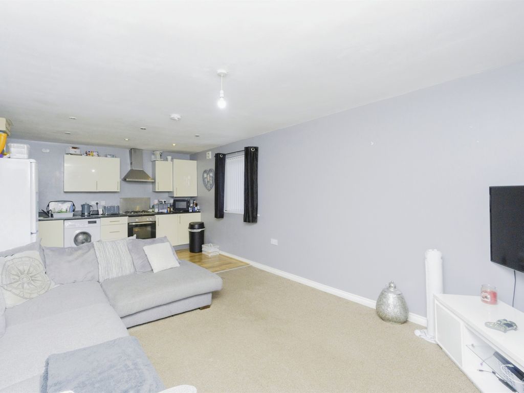 2 bed flat for sale in Christleton Close, Prenton CH43, £105,000
