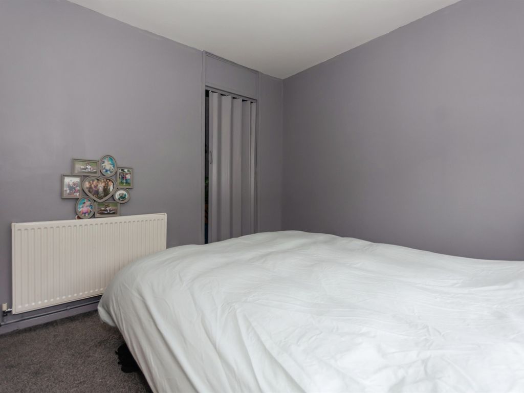 3 bed terraced house for sale in Bells Lane, Kings Norton, Birmingham B14, £160,000