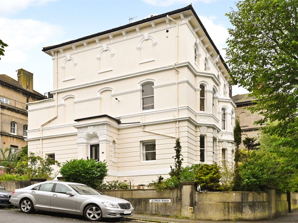 1 bed flat for sale in Buckingham Road, Brighton, East Sussex BN1, £240,000