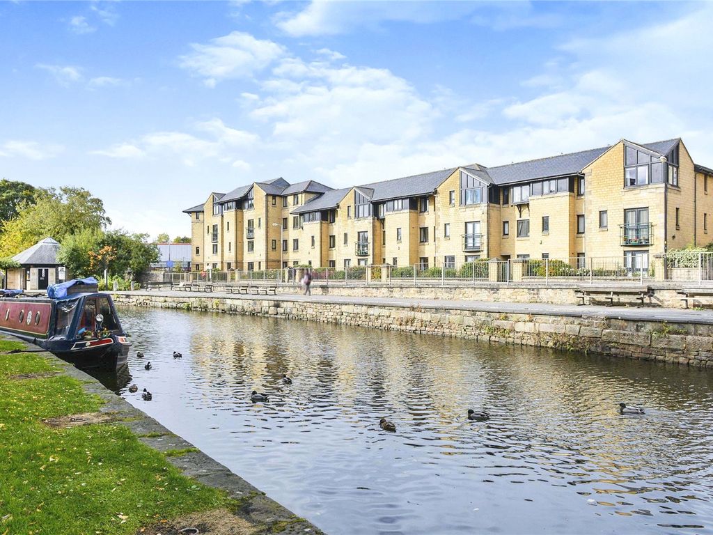 3 bed flat for sale in Spinners Court, Lancaster, Lancashire LA1, £175,500