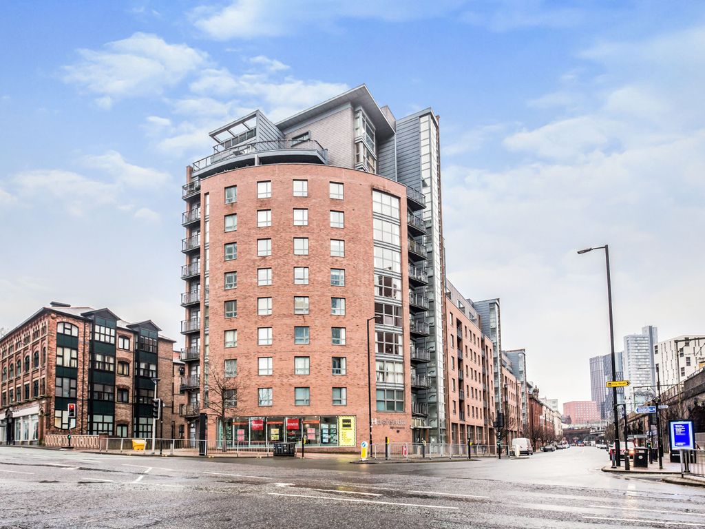 2 bed flat for sale in Whitworth Street West, Manchester M1, £280,000