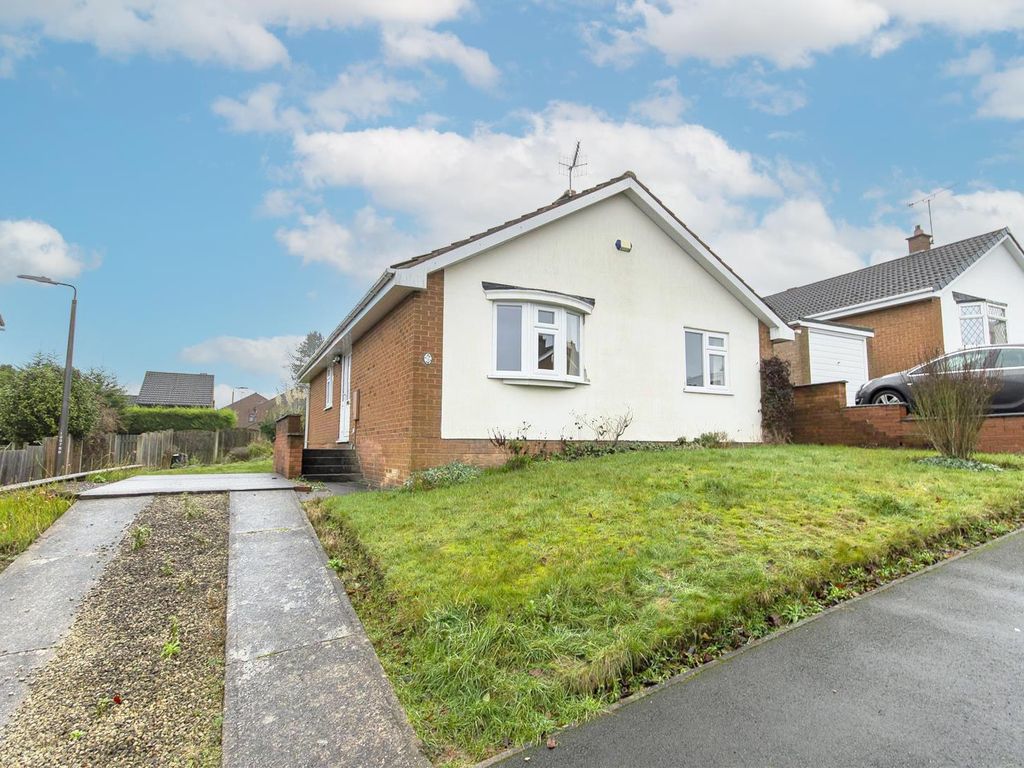 3 bed detached bungalow for sale in Meadowside Close, Wingerworth, Chesterfield S42, £229,950