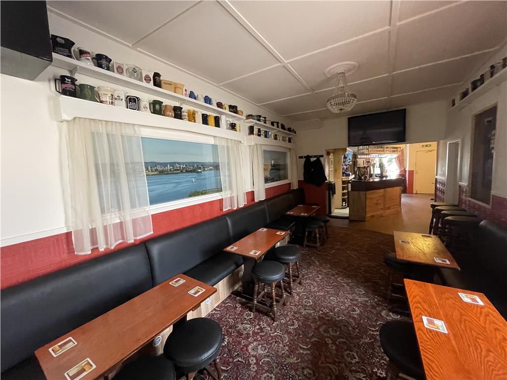 Leisure/hospitality for sale in Clive Arms Hotel, 31 John Street, Penarth, Wales CF64, £299,000