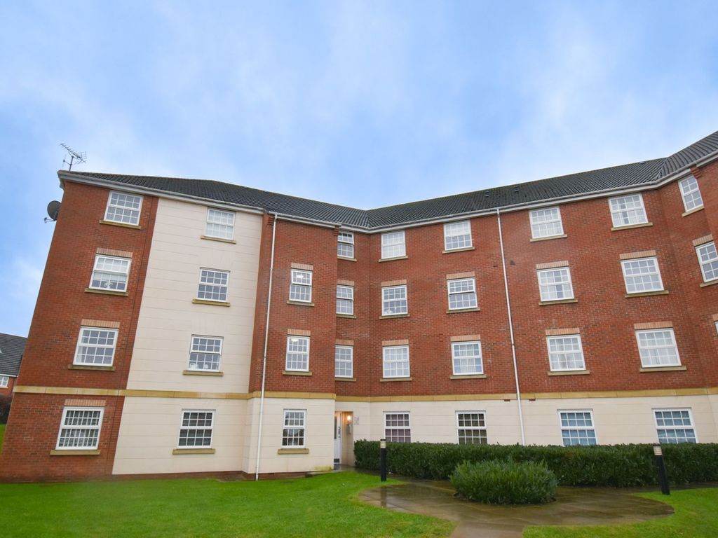 1 bed flat for sale in Birkby Close, Hamilton, Leicester LE5, £100,000