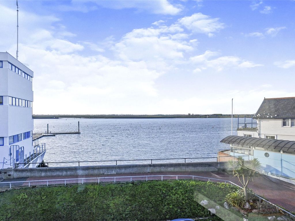 2 bed flat for sale in The Crows Nest, Belvedere Road, Burnham-On-Crouch, Essex CM0, £280,000