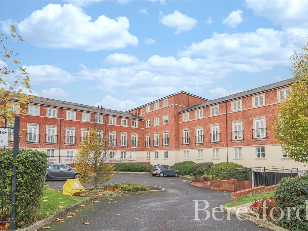 2 bed flat for sale in Circular Road South, Colchester CO2, £165,000