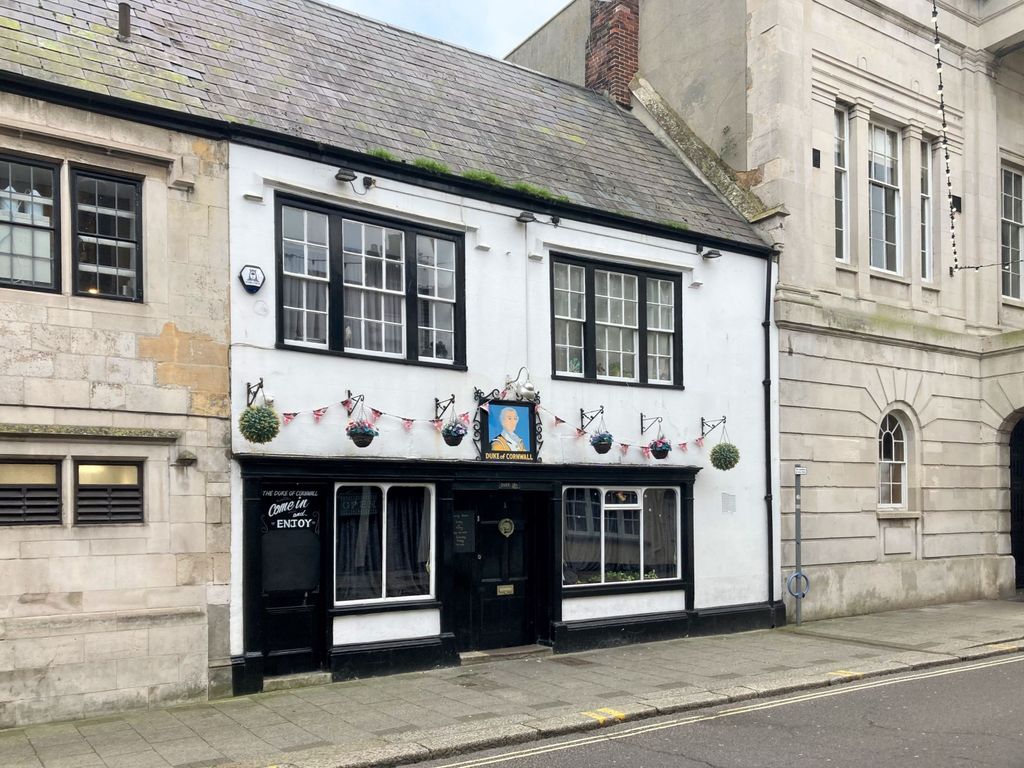 Pub/bar for sale in Weymouth, Dorset DT4, £55,000
