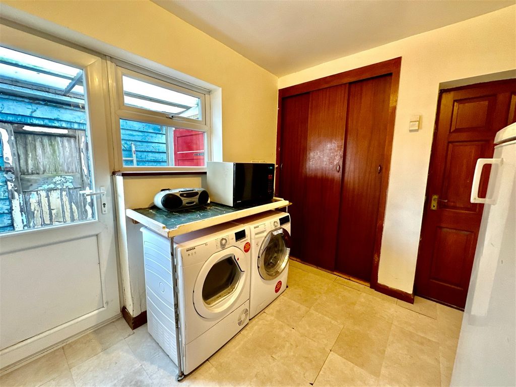 4 bed semi-detached house for sale in Rosamund Avenue, Braunstone, Leicester LE3, £294,000