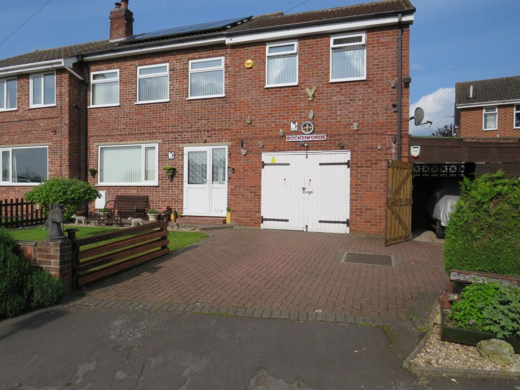 3 bed semi-detached house for sale in High Street, Walkeringham, Doncaster DN10, £250,000
