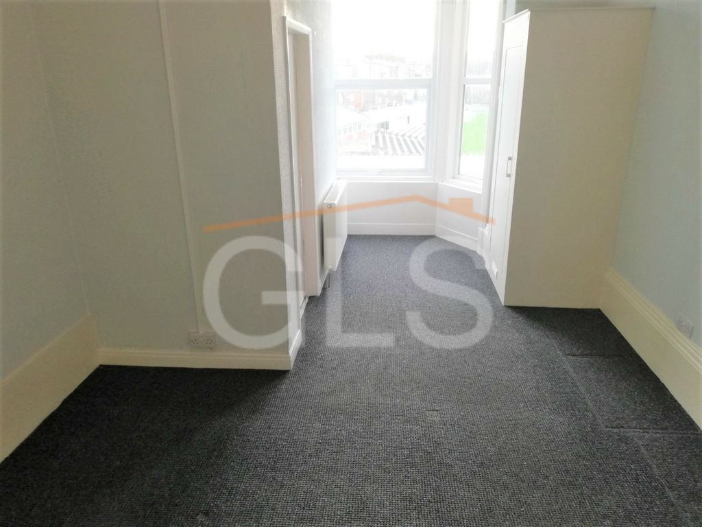 Block of flats for sale in North Marine Road, Scarborough, North Yorkshire YO12, £225,000