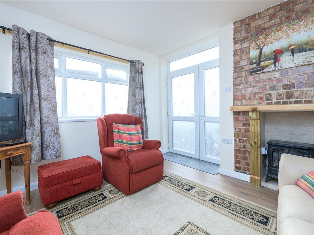 1 bed flat for sale in High Street, Wainfleet PE24, £62,950