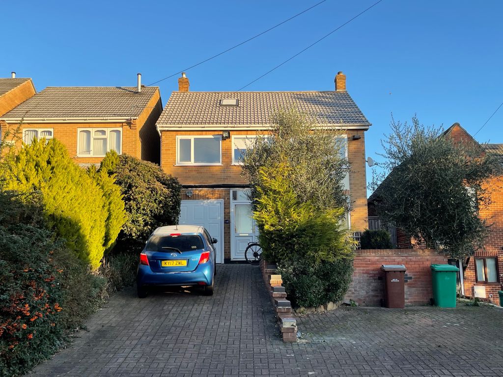 3 bed detached house for sale in Holly Gardens, Nottingham NG3, £260,000
