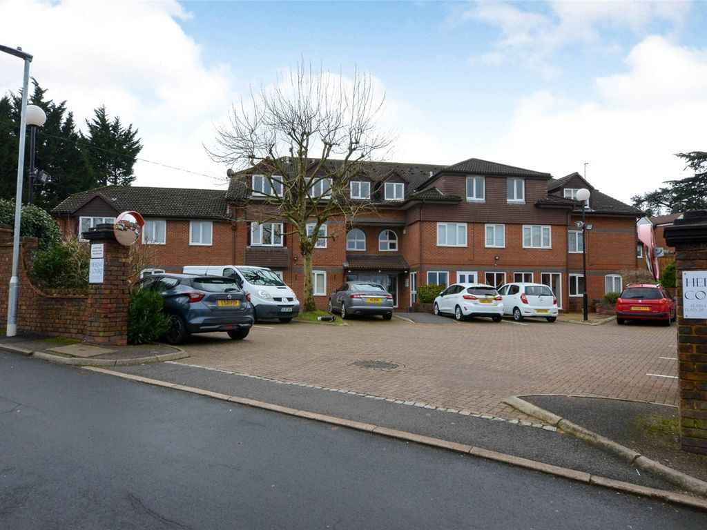 1 bed flat for sale in Herne Court, Richfield Road, Bushey, Hertfordshire WD23, £105,000