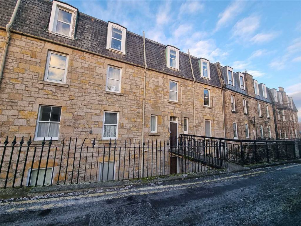 3 bed flat for sale in East Leven Street, Burntisland KY3, £100,000