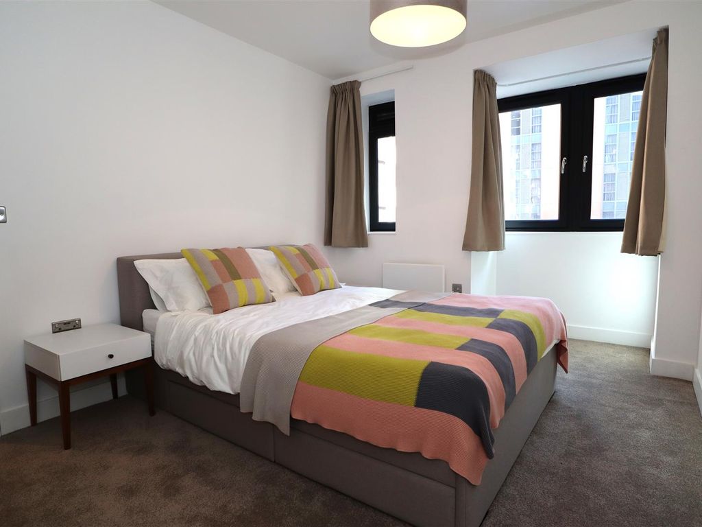 2 bed flat for sale in One The Brayford, Brayford Wharf North, Lincoln LN1, £180,000