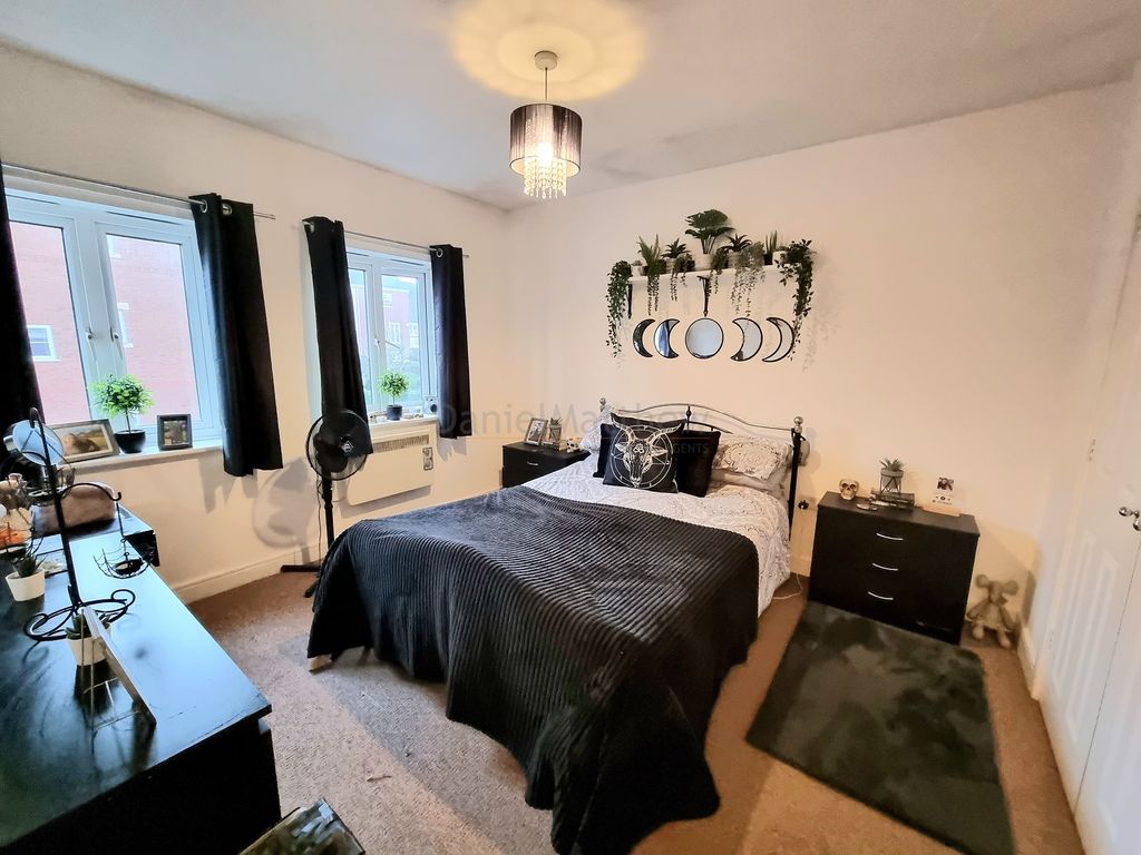2 bed flat for sale in Fleming Walk, Church Village, Pontypridd, Rhondda Cynon Taff. CF38, £130,000