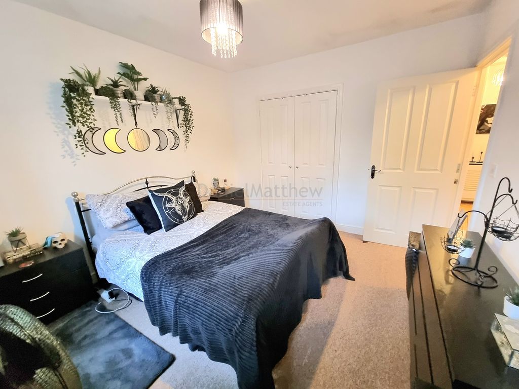 2 bed flat for sale in Fleming Walk, Church Village, Pontypridd, Rhondda Cynon Taff. CF38, £130,000