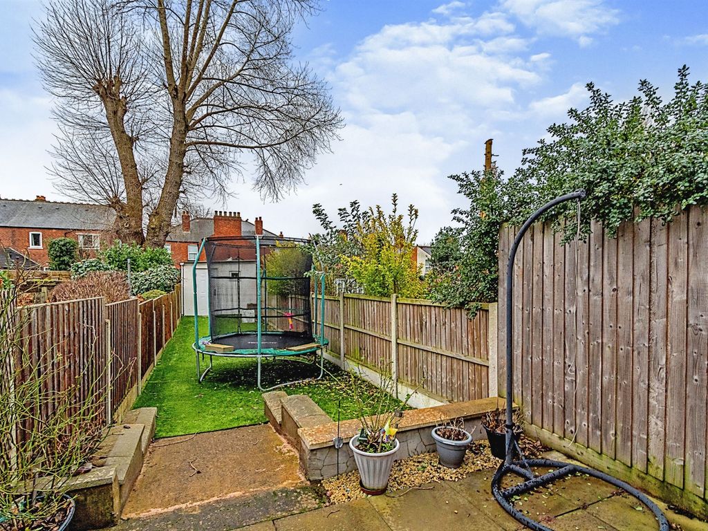 3 bed terraced house for sale in Vincent Street, Walsall WS1, £210,000