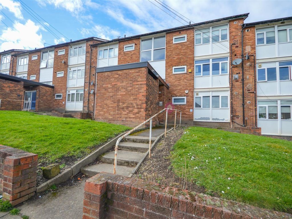 1 bed flat for sale in Goore Avenue, Sheffield S9, £74,950