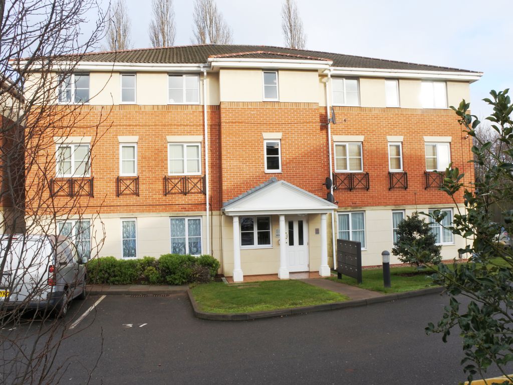 2 bed flat for sale in Princes Gate, West Bromwich B70, £114,950