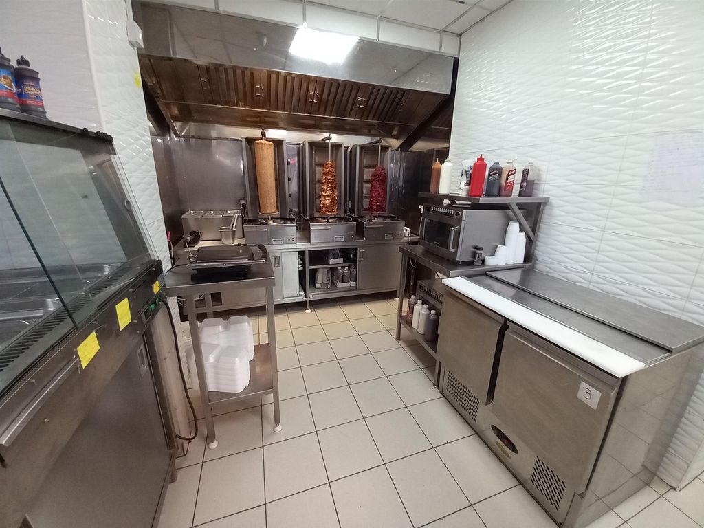 Restaurant/cafe for sale in Fish & Chips DY8, West Midlands, £295,000