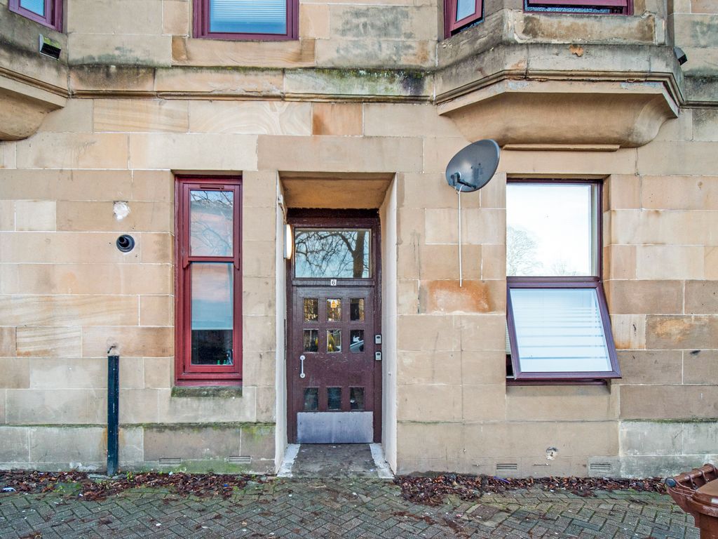 1 bed flat for sale in 6 Mckerrell Street, Paisley PA1, £65,000