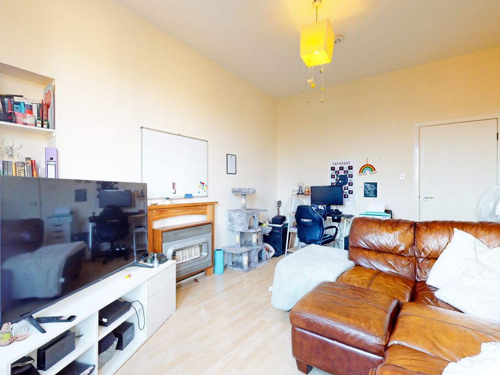 1 bed flat for sale in 6 Mckerrell Street, Paisley PA1, £65,000