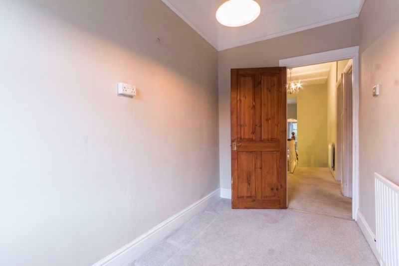 5 bed terraced house for sale in Bryngwyn Road, Newport NP20, £275,000