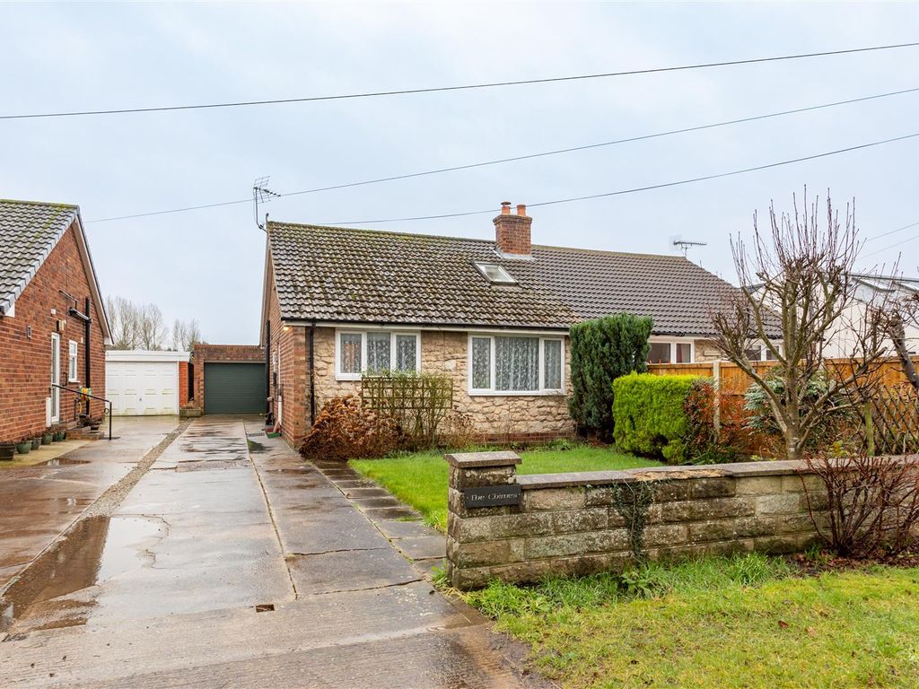 3 bed semi-detached bungalow for sale in Tollerton Road, Huby, York YO61, £270,000