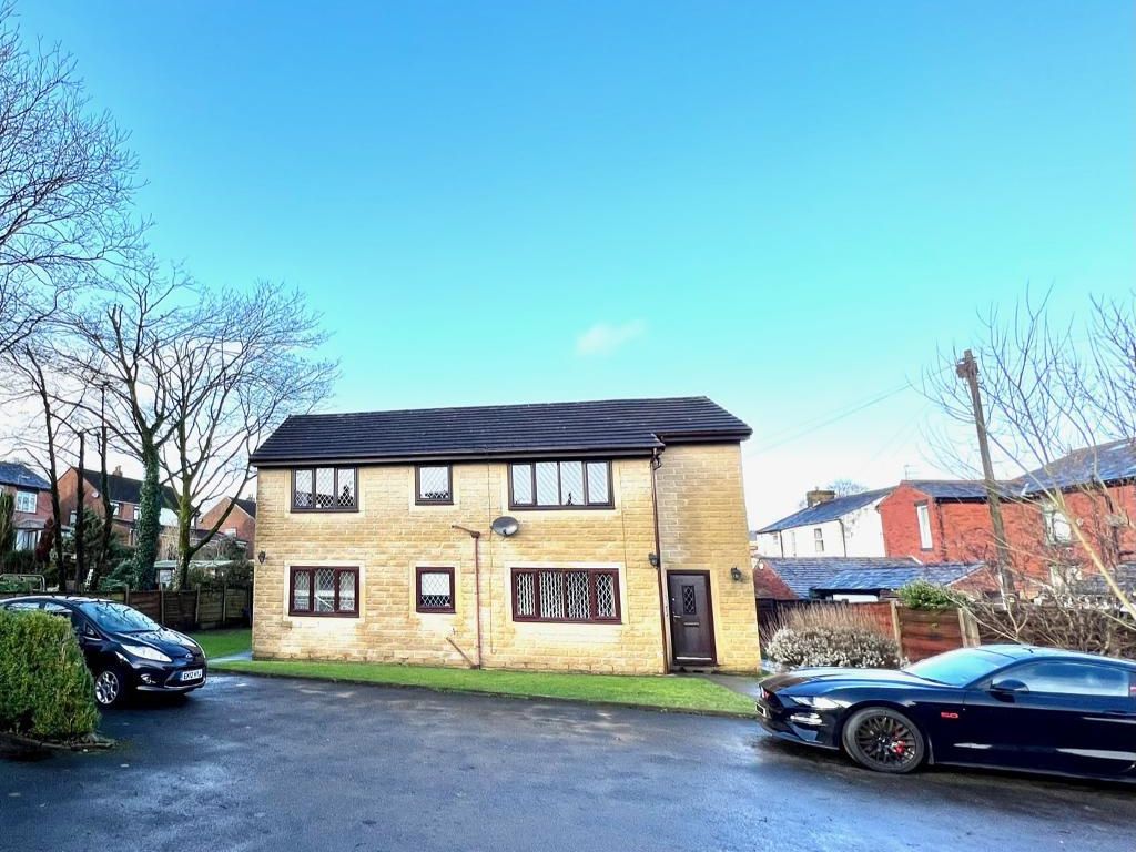 2 bed flat for sale in Wellbank Court, Wellbank Street, Tottington, Lancs BL8, £140,000
