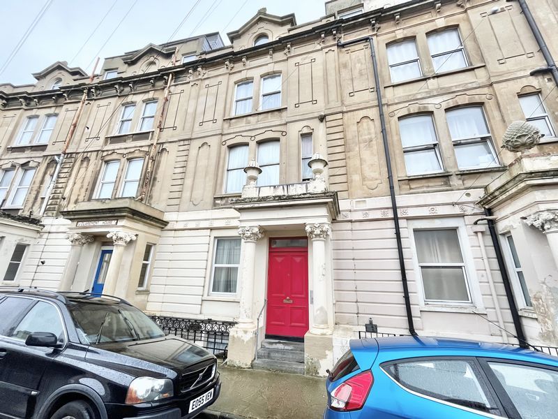 1 bed flat for sale in Claremont Crescent, Weston-Super-Mare BS23, £87,995