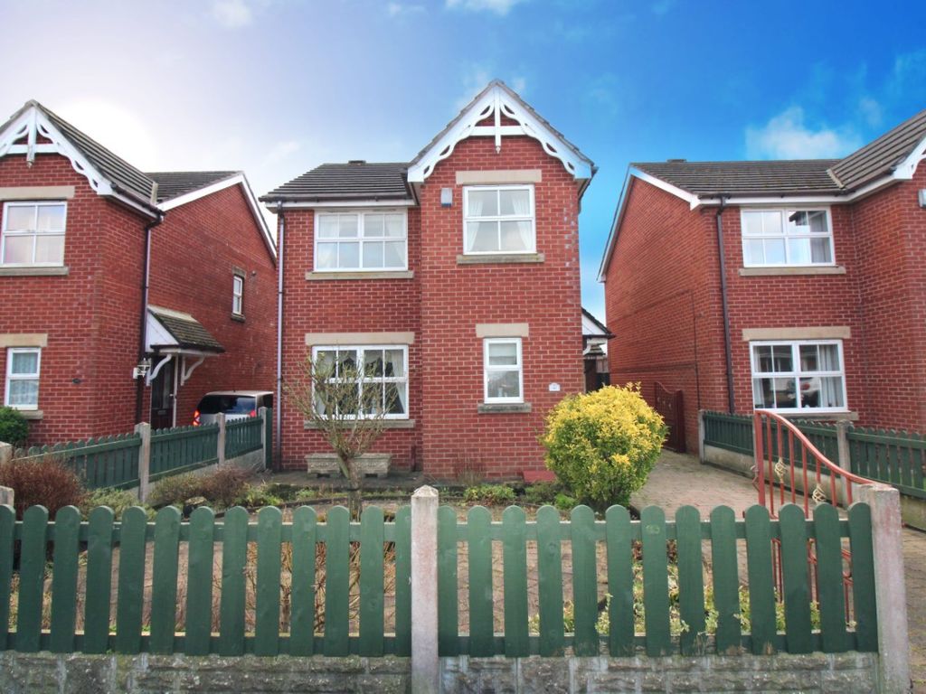 3 bed detached house for sale in Roseacre Drive, Elswick PR4, £230,000