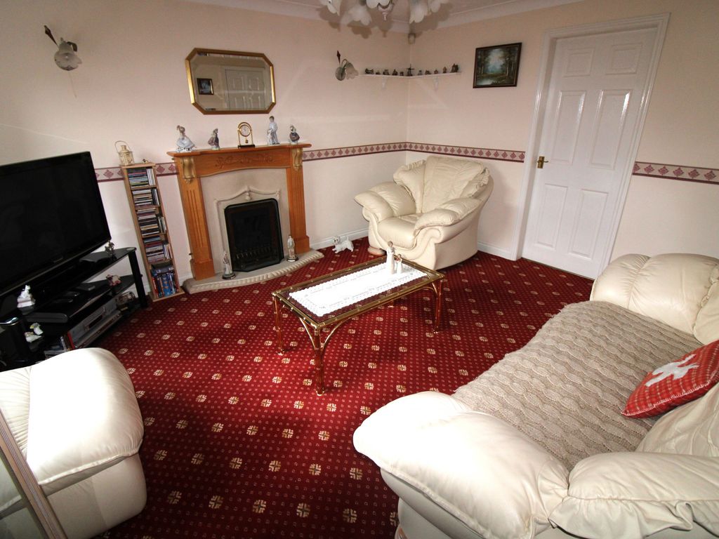 3 bed detached house for sale in Roseacre Drive, Elswick PR4, £230,000