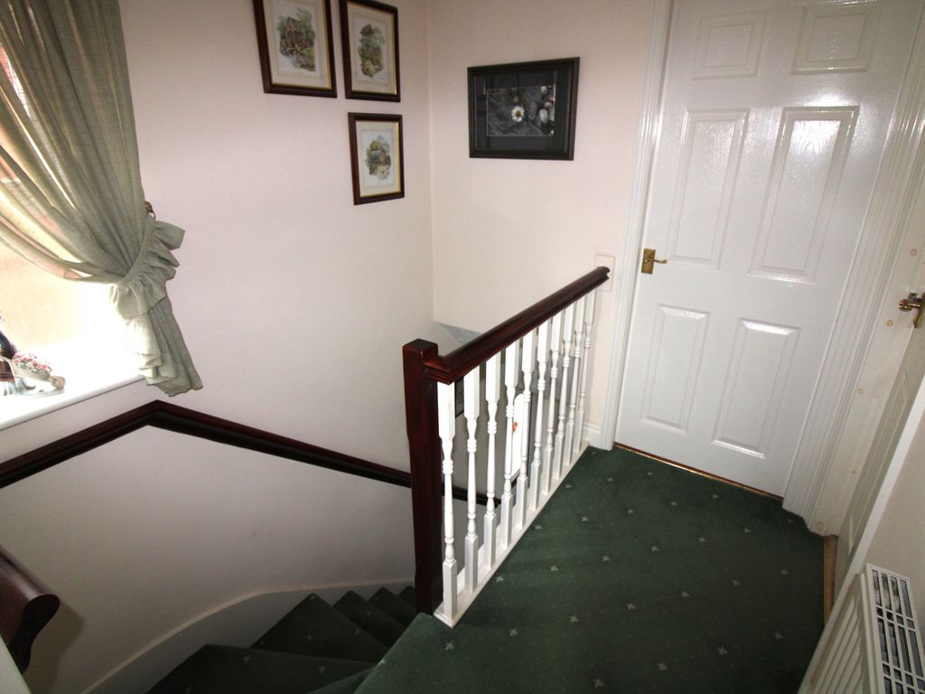 3 bed detached house for sale in Roseacre Drive, Elswick PR4, £230,000