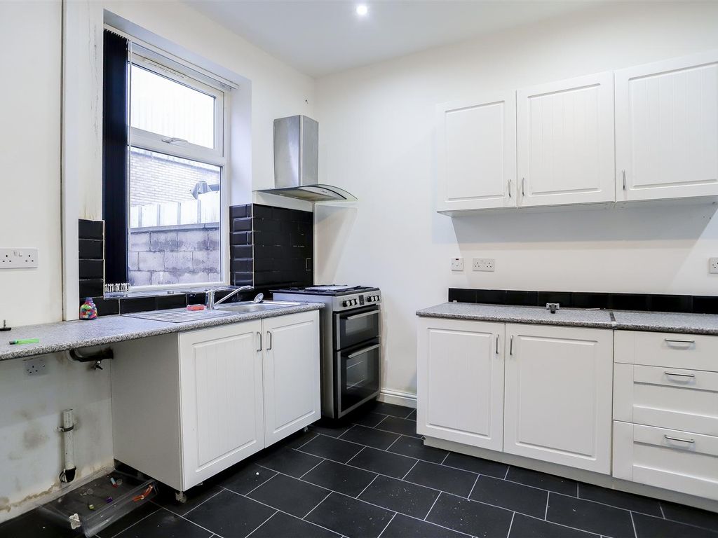 2 bed terraced house for sale in New Wellington Street, Blackburn BB2, £84,950