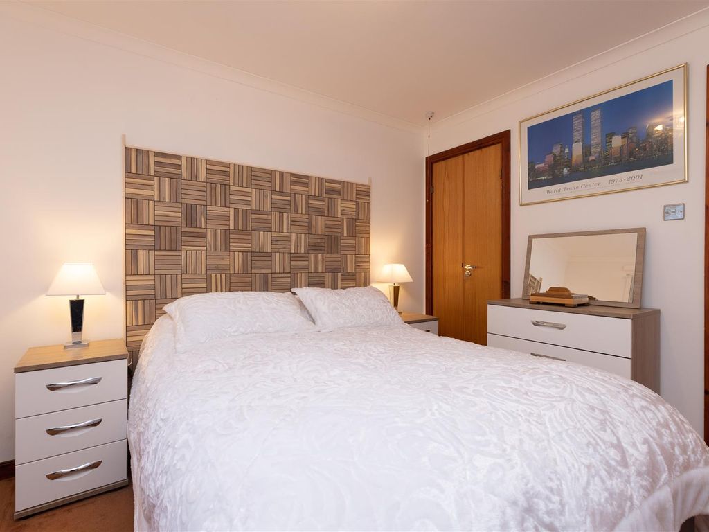 2 bed flat for sale in Earnbank, Bridge Of Earn, Perth PH2, £119,950