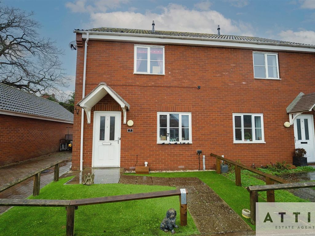 2 bed semi-detached house for sale in Nightingale Close, Halesworth IP19, £210,000