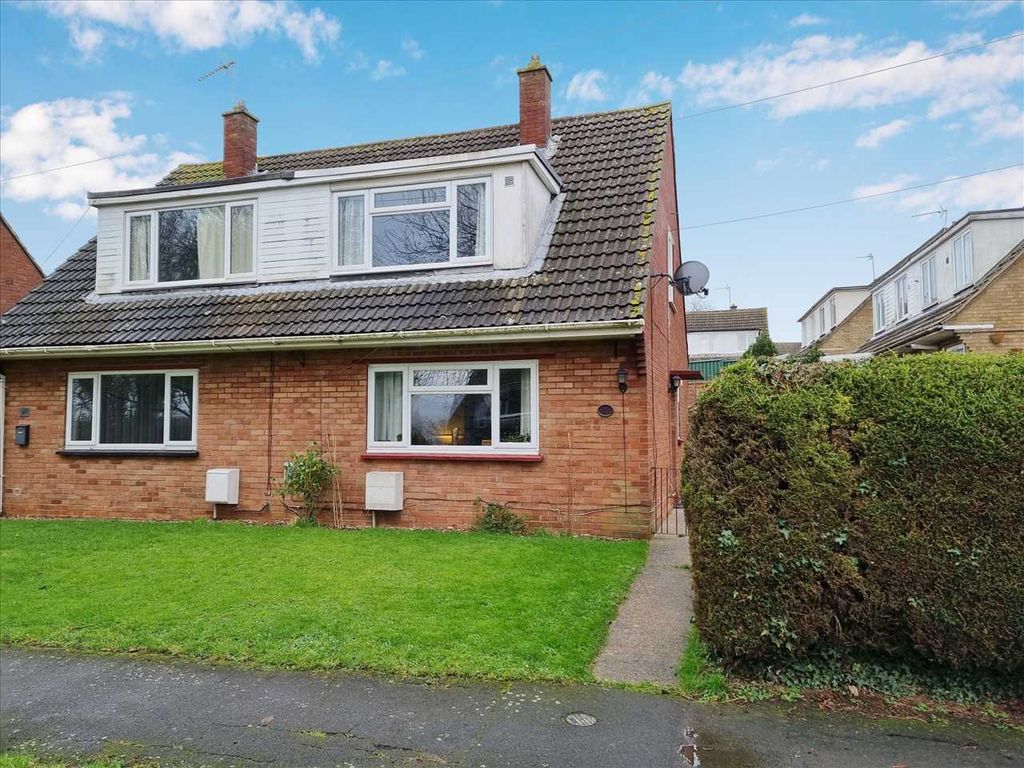 3 bed semi-detached house for sale in Thorold Ave, Cranwell, Cranwell NG34, £160,000