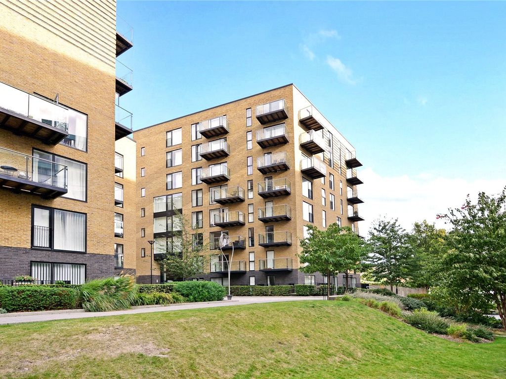 1 bed flat for sale in Conington Road, London SE13, £318,000