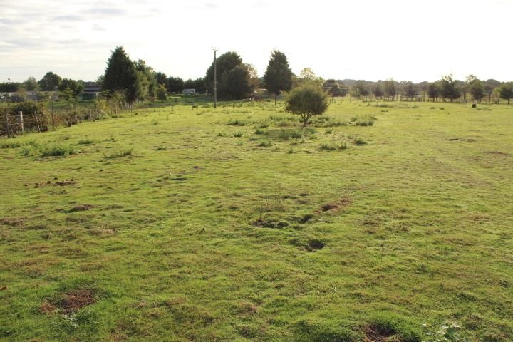 Land for sale in Thorne Road, Austerfield, Doncaster DN10, £160,000